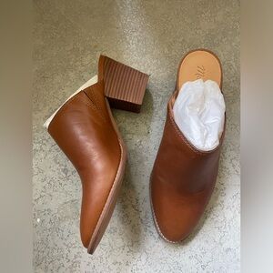Never worn Madewell The Harper Mule in English Saddle Size 8